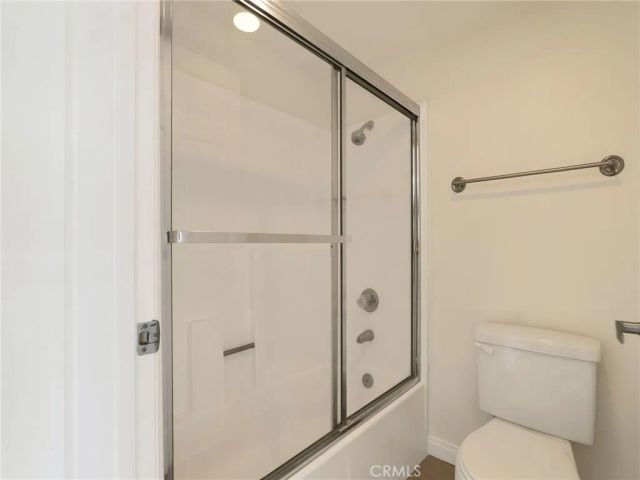 5510 Owensmouth 212, Woodland Hills, CA 91367