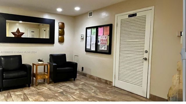 1811 Jefferson St 705, Hollywood, FL 33020