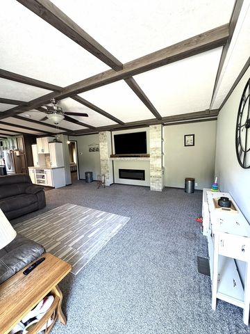 11730 Poplar Grove Road Road, Shoals, IN 47581