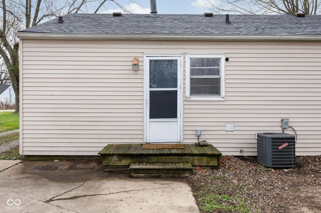 824 W Vinyard Street, Anderson, IN 46011