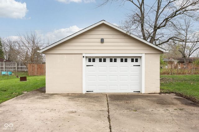824 W Vinyard Street, Anderson, IN 46011