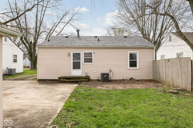 824 W Vinyard Street, Anderson, IN 46011