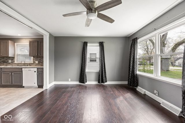 824 W Vinyard Street, Anderson, IN 46011