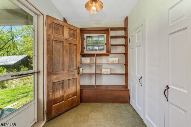 130 Shire Rd, Holland Twp., NJ 08848
