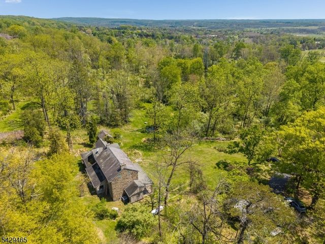 130 Shire Rd, Holland Twp., NJ 08848
