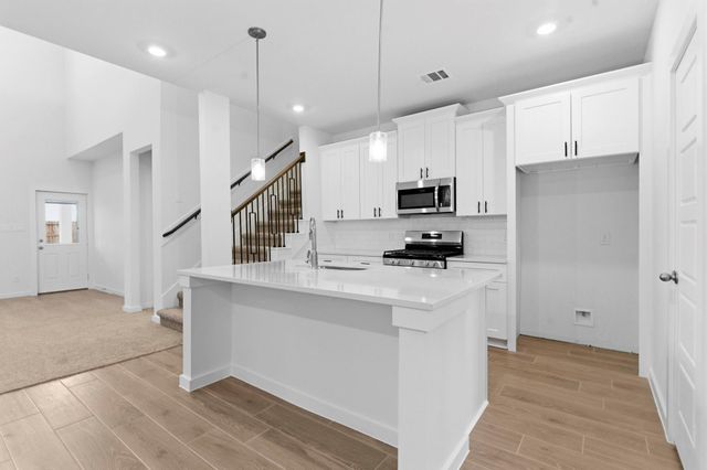 13730 Olympic River Lane, Iowa Colony, TX 77583