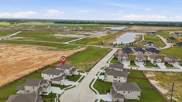 13730 Olympic River Lane, Iowa Colony, TX 77583