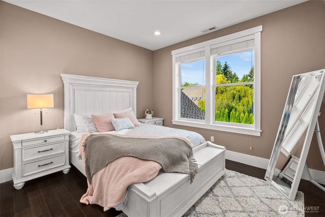 3507 Victoria Court SE, Olympia, WA 98501