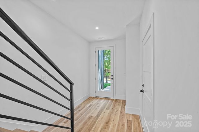 209 & 211 Keswick Avenue, Charlotte, NC 28206