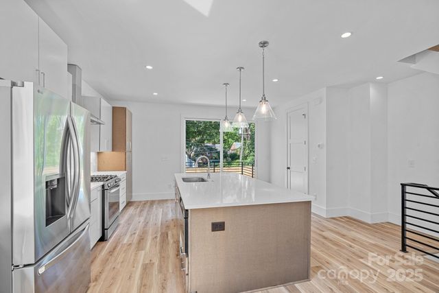 209 & 211 Keswick Avenue, Charlotte, NC 28206