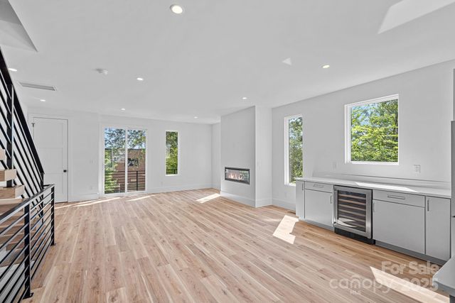 209 & 211 Keswick Avenue, Charlotte, NC 28206