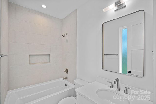 209 & 211 Keswick Avenue, Charlotte, NC 28206