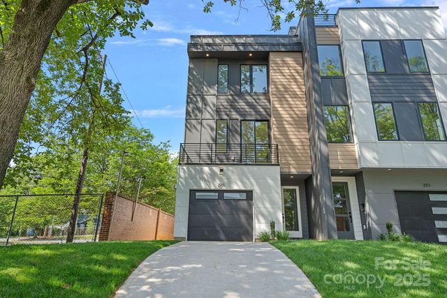209 & 211 Keswick Avenue, Charlotte, NC 28206
