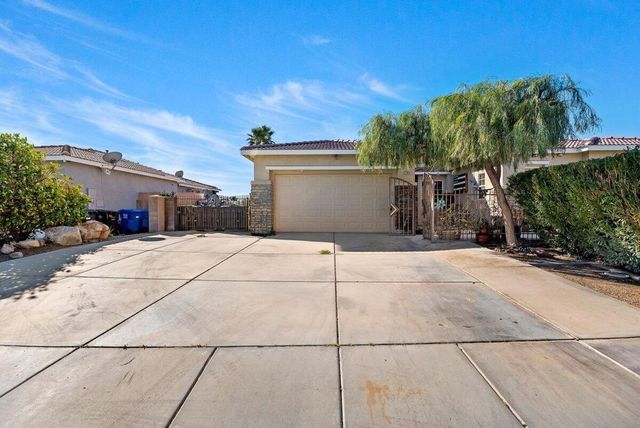 13667 Overlook Drive, Desert Hot Springs, CA 92240