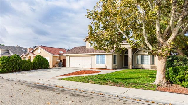 5805 Lighthouse, Palmdale, CA 93552