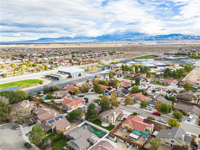 5805 Lighthouse, Palmdale, CA 93552