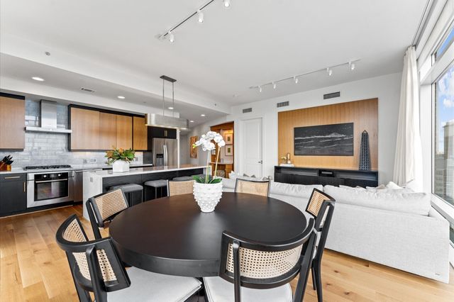 2207 Bancroft Street 1104, Houston, TX 77027