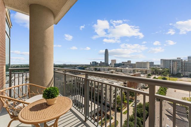 2207 Bancroft Street 1104, Houston, TX 77027