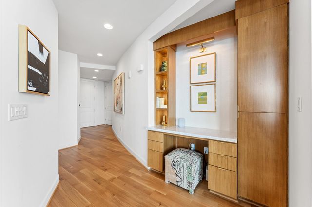 2207 Bancroft Street 1104, Houston, TX 77027