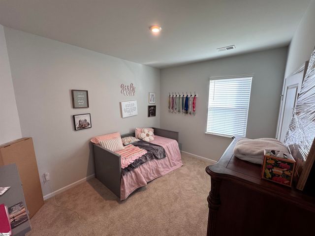 17 Harbour River Circle, Greenville, SC 29607