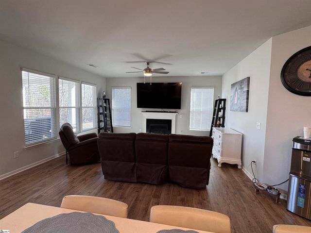 17 Harbour River Circle, Greenville, SC 29607