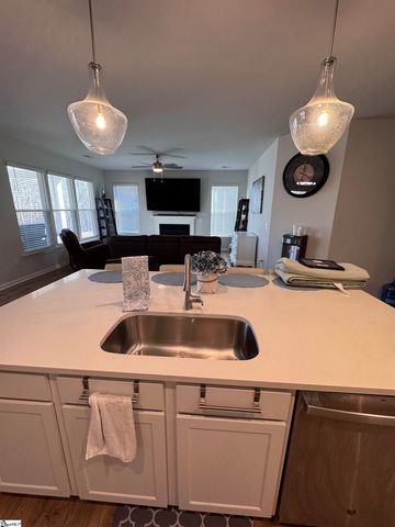 17 Harbour River Circle, Greenville, SC 29607