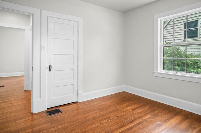 129 Delmont Drive, Lexington, KY 40504