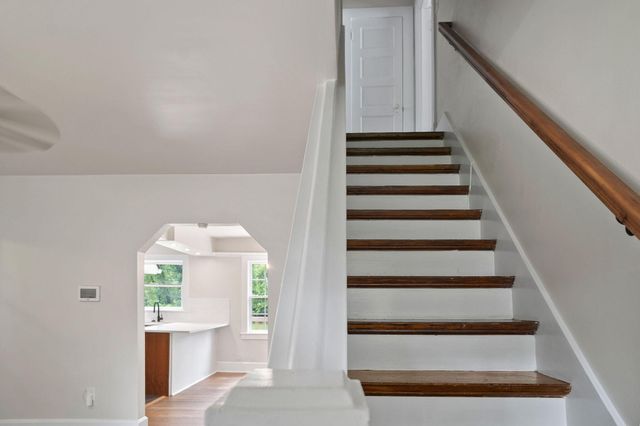 129 Delmont Drive, Lexington, KY 40504