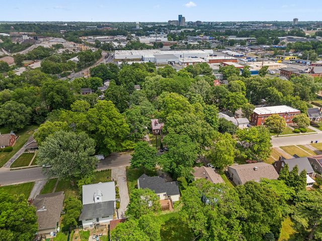 129 Delmont Drive, Lexington, KY 40504
