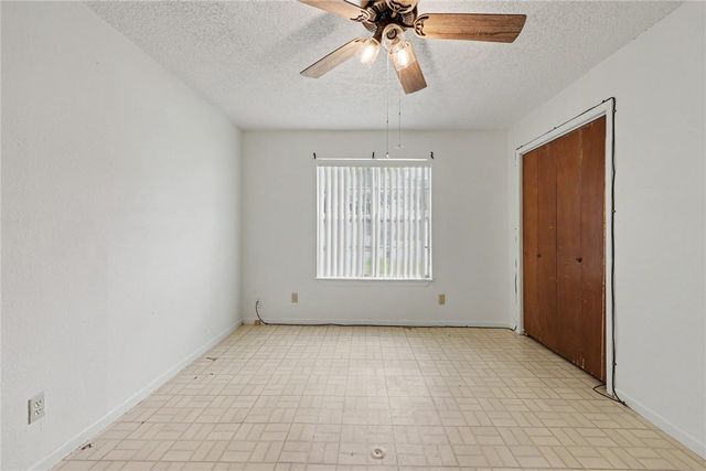 202 Canyonview, George West, TX 78022