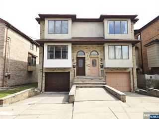 2478 6th Street #B, Fort Lee, NJ 07024