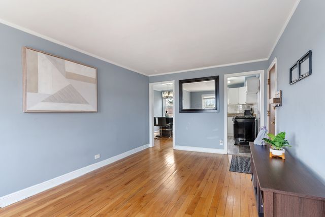 2204 S 9th Avenue 2, Broadview, IL 60155