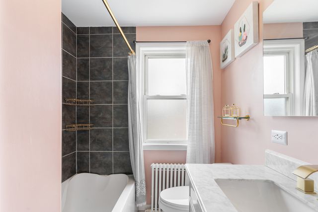 2204 S 9th Avenue 2, Broadview, IL 60155