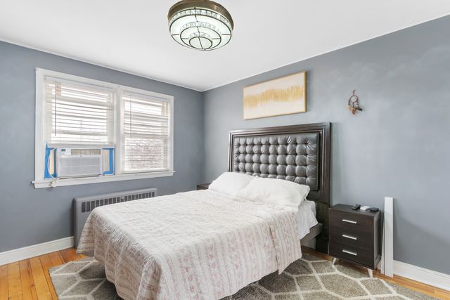 2204 S 9th Avenue 2, Broadview, IL 60155