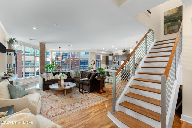 324 E Main St 419, Louisville, KY 40202