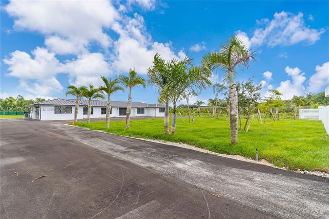 29855 SW 208th Ave, Homestead, FL 33030