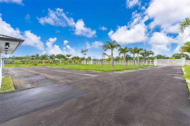 29855 SW 208th Ave, Homestead, FL 33030