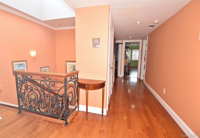 13-19 Michael Court 160 U, Bayside, NY 11360