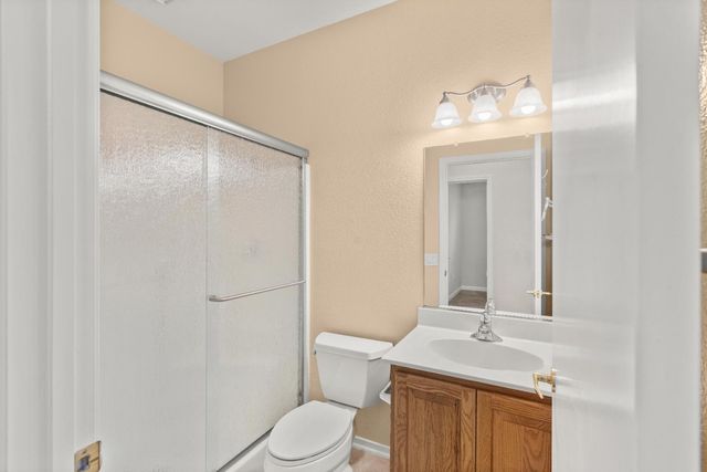 2182 Lamplight Ln, Lincoln, CA 95648