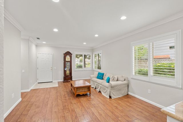 2182 Lamplight Ln, Lincoln, CA 95648