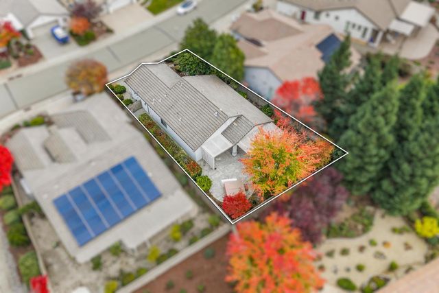 2182 Lamplight Ln, Lincoln, CA 95648