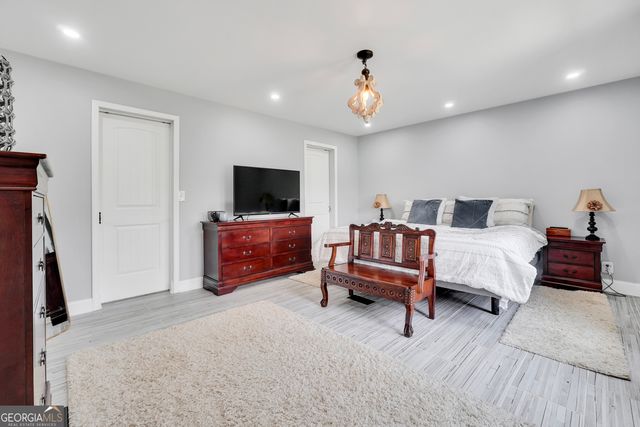 833 Van Buren Road, Barnesville, GA 30204