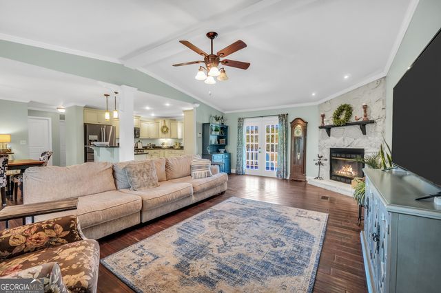 833 Van Buren Road, Barnesville, GA 30204