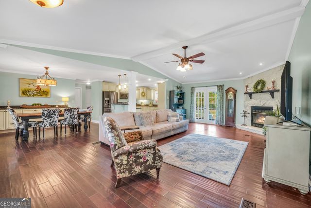 833 Van Buren Road, Barnesville, GA 30204