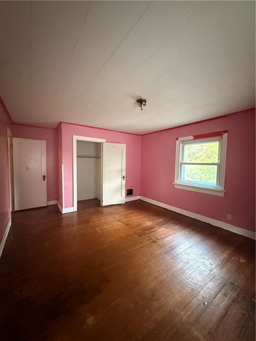 129 E Elmwood Avenue, Dayton, OH 45405