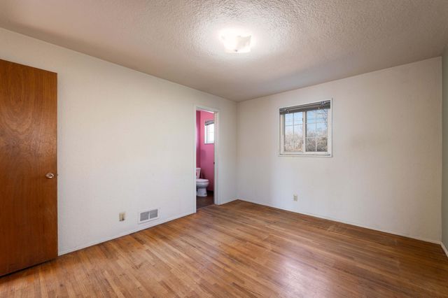 2101 Altez Street NE, Albuquerque, NM 87112