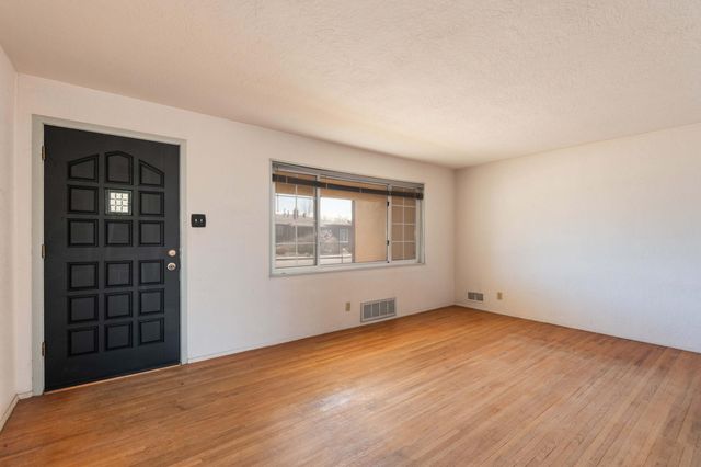 2101 Altez Street NE, Albuquerque, NM 87112