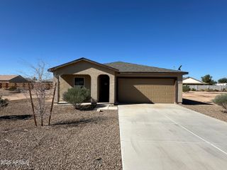 14058 S AVALON Road, Arizona City, AZ 85123