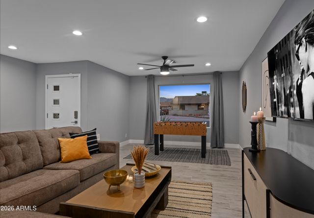 3122 E SIERRA Street, Phoenix, AZ 85028