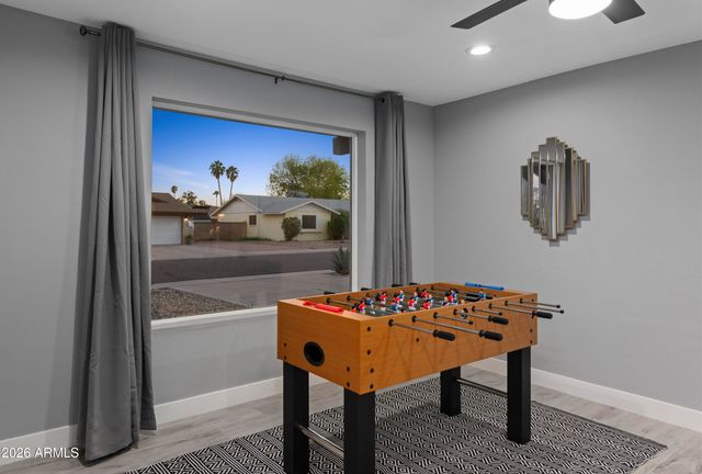 3122 E SIERRA Street, Phoenix, AZ 85028